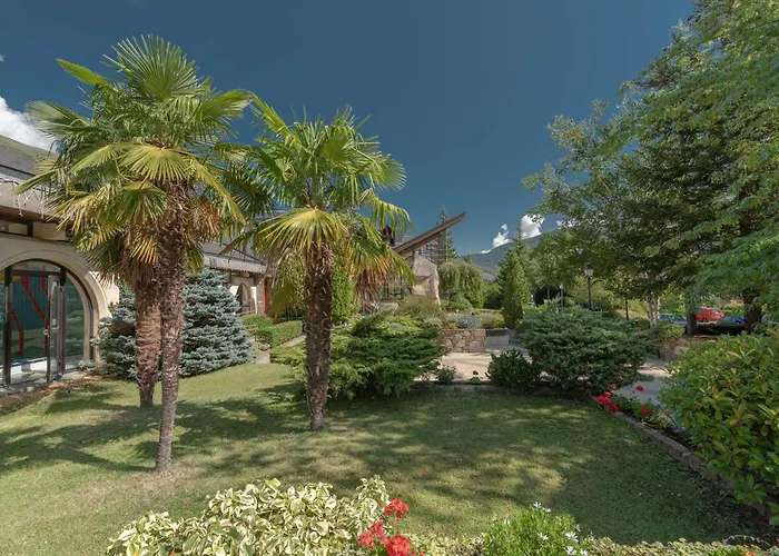 Pres Du Centre Et Telepherique Pour 4 - Fr-1-296-521 Lejlighed *